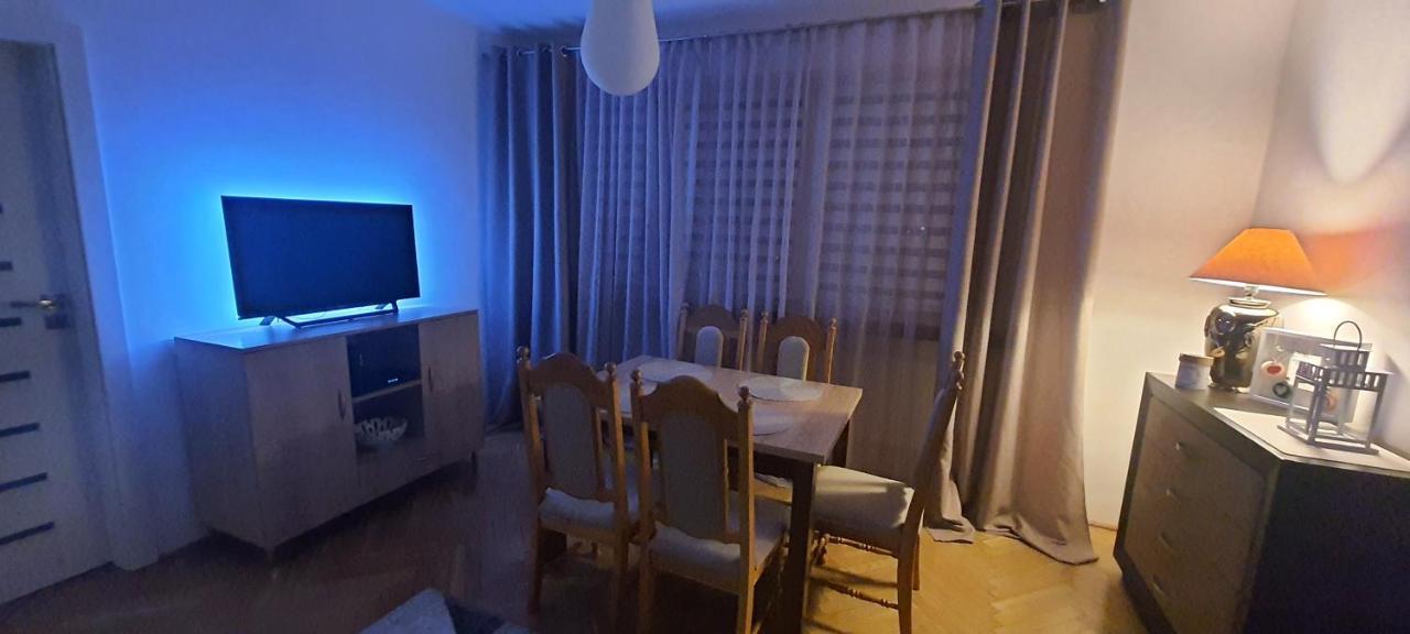 Apartament Trini Клодзко Екстериор снимка
