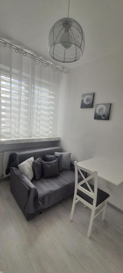 Apartament Trini Клодзко Екстериор снимка